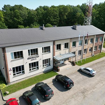 Aizpute Hostelis R27 מראה חיצוני תמונה